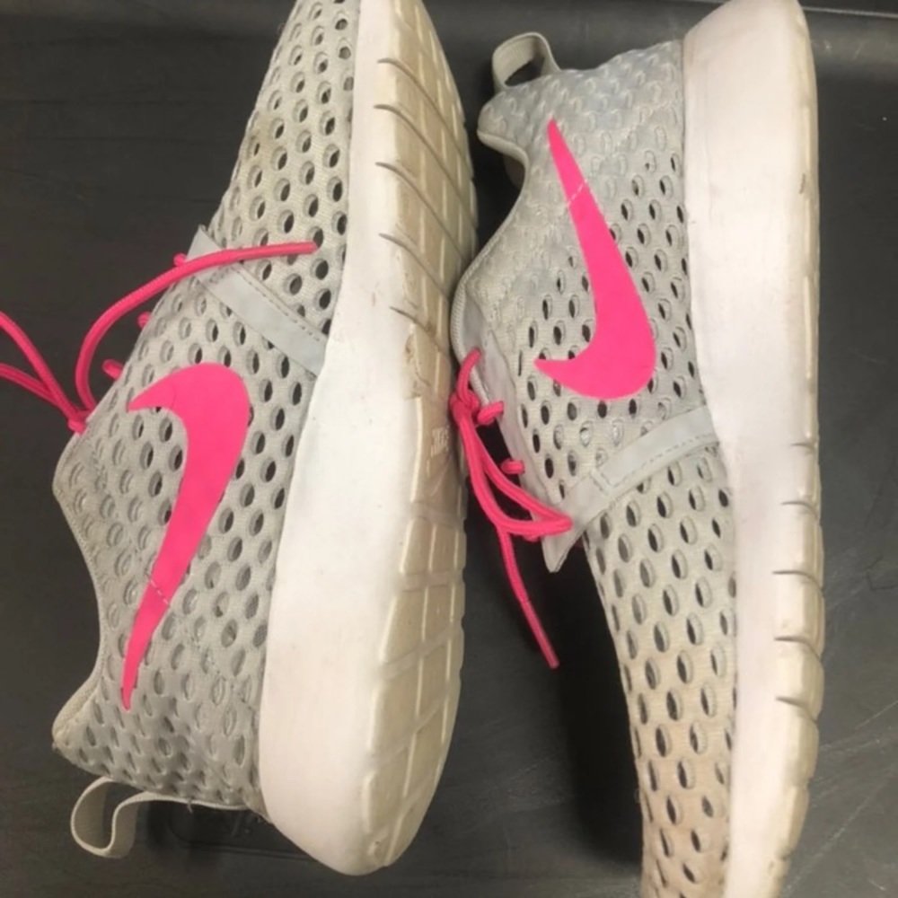 Pink Nike Shoes